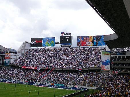 Fussballspiel in Quito
(Liga Quito - Barcelona Guayaquil)