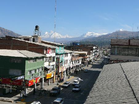 Aussicht von Huaraz auf die Cordillera Blanca