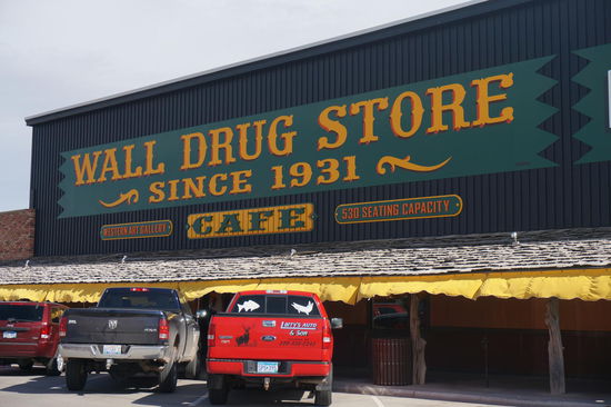 Wall Drug Strore