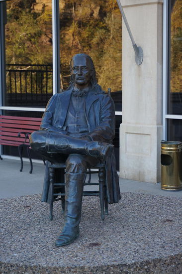 Die Statue von Wild Bill.