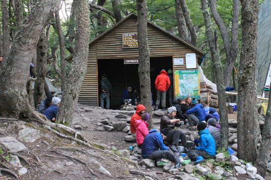 Beim Kochen im Campamento Torres
