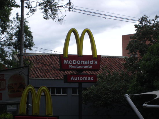 In Medellín haben wir die ersten McDonalds in Kolumbien gesehen