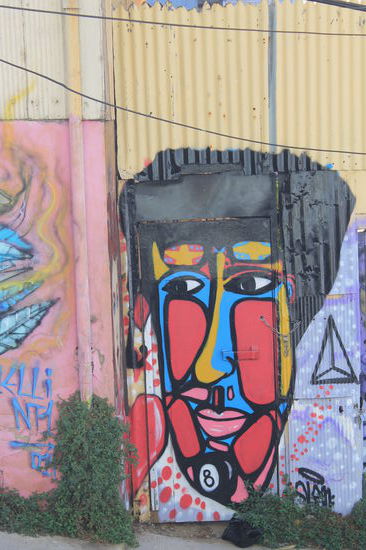 Diese Street Art soll an den Stil der alten Murals in den 50er und 60er Jahren erinnern