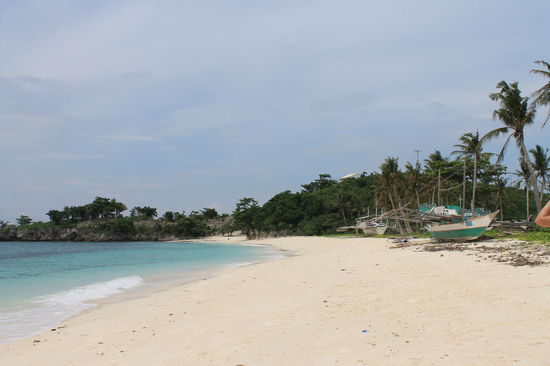 einsamer Strand fuer uns allein auf Malapascua