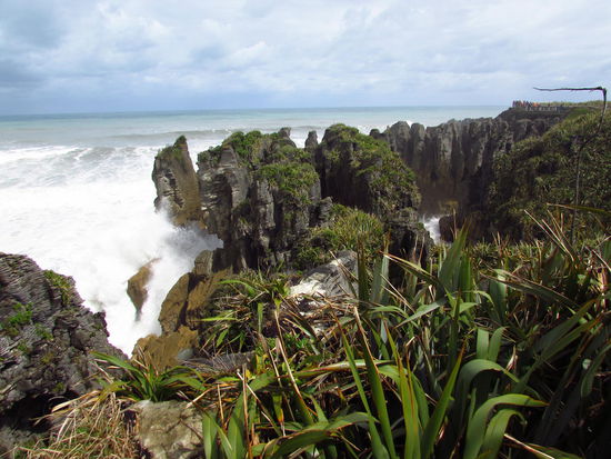 Die Pancake Rocks an der sturmumtosten Westküste.