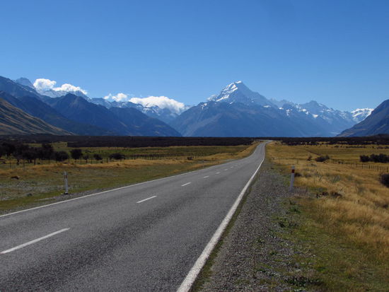 "I'm on a Highway to... Mount Cook!"