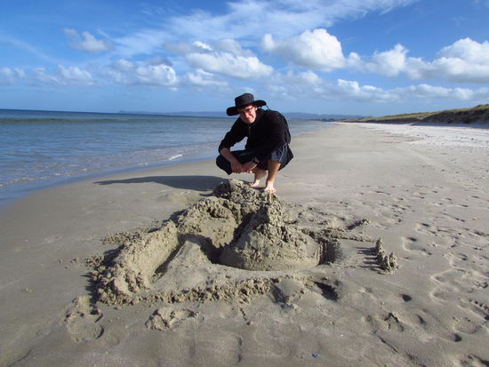 Im Herzen Kind geblieben -  zum Sandburgen bauen ist man nie zu alt!