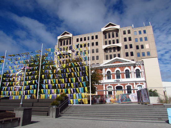 Vor dem Beben befand sich in diesem Gebäude die i-Site.