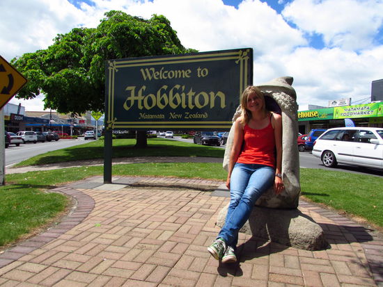 Wahrscheinlich würden sich im 6000-Seelennest Matamata Fuchs und Hase Gute Nacht sagen, wäre da nicht das Auenland direkt um die Ecke .