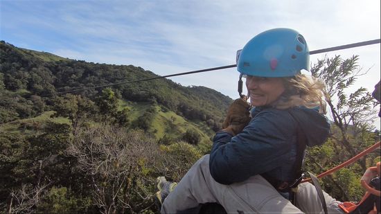 .... verhaltenem Lächeln