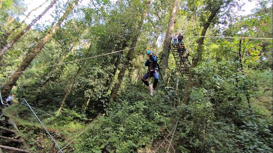 Und da kommt auch Anja schon angerauscht....