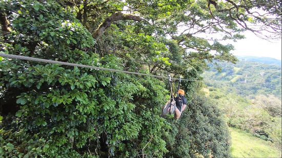 Superman, na ja von der Haltung her vielleicht nicht