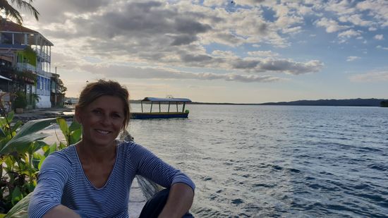 Für eine so lange Fahrt sieht Anja doch noch Bombe aus