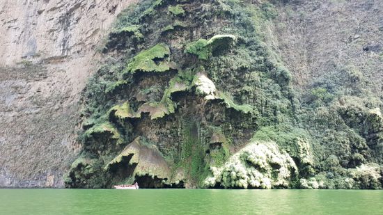 Kein wirklicher Stalaktit aber so ähnlich