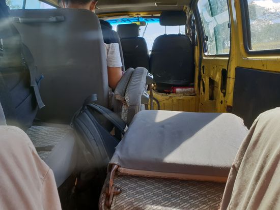 Das Colectivo (Sammelbus) von der Ecke Panamerica nach Boca Chica.