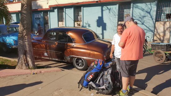 Schönes Taxi und alles an Gepäck dabei!