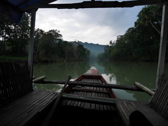 Bootsfahrt auf dem Loboc River zum Nuts Huts