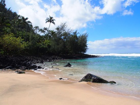 Ke'e Beach