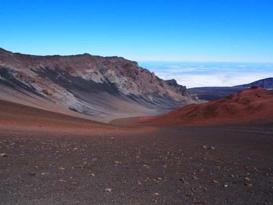 Wanderung hinunter zum Krater