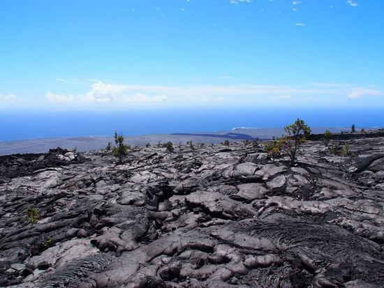 Alter Lavastrom im Volcanoes Nationalpark