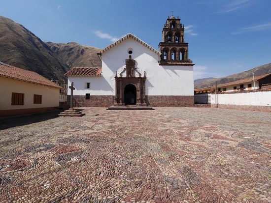 Kirche zwischen Cusco und Puno