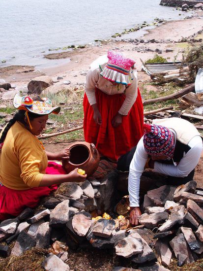 Zubereitung der Pachamanca