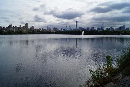 Blick aus dem Central Park auf die Skyline