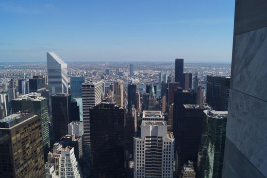 Blick in Richtung Brooklyn vom Rockefeller Center aus
