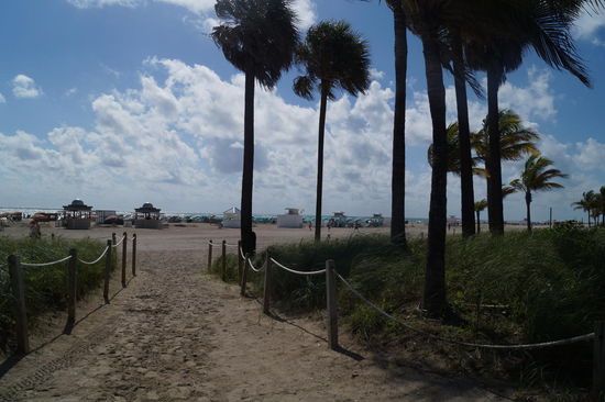 endlos lange, weiße Sandstrände in Miami South Beach