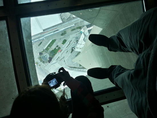 Glasboden auf dem CN Tower