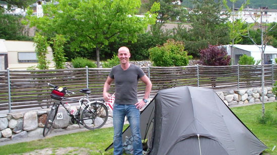 ...auf dem Camping in Mals. Zelt steht noch !!