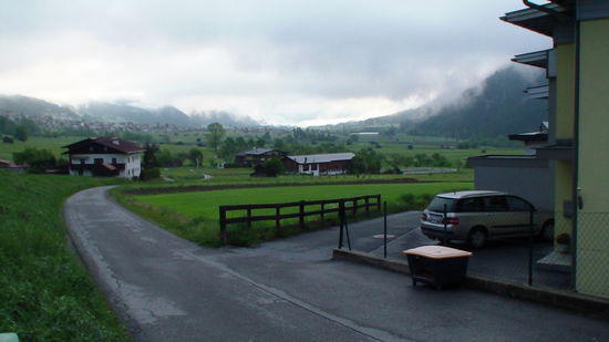 ....früh morgens mir dem Rad durch Österreich