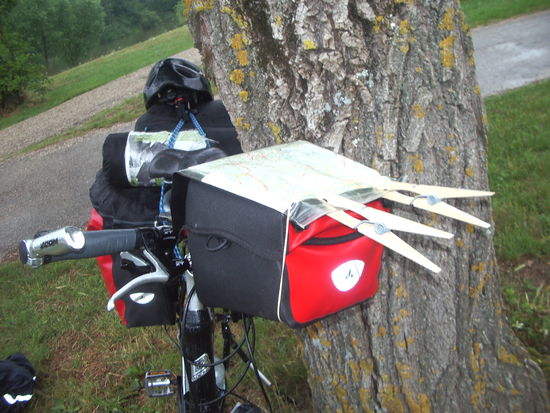 Klammern für eine trockene Karte