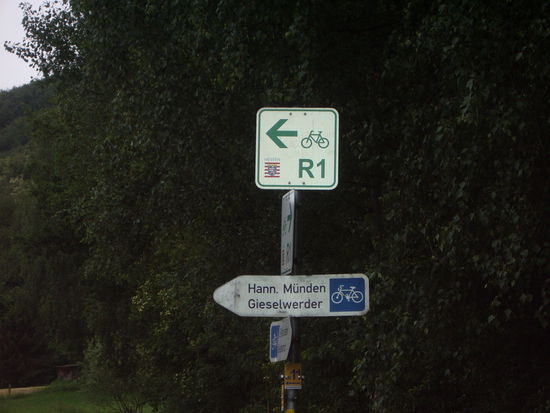 ...Beschilderung des Hessischen Radweges