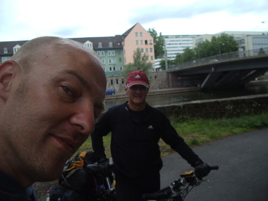 ...seltsame Begegnung...