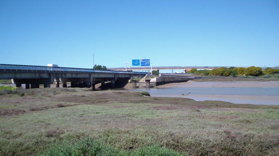 der Parallelweg führte nicht über den Fluss.