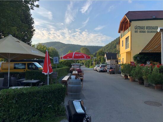 Camping in Rossatzbach.