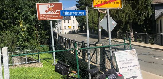 Es ging immer mal wieder dicht an der Grenze entlang.