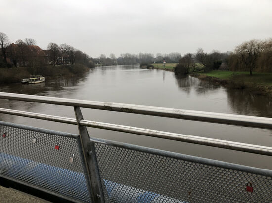 Weserüberquerung bei Nienburg