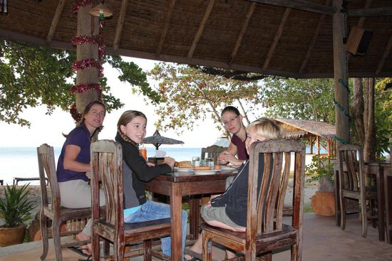 Das Restaurant bei unserer Bungalowanlage war zwar nicht herausragend aber okay.