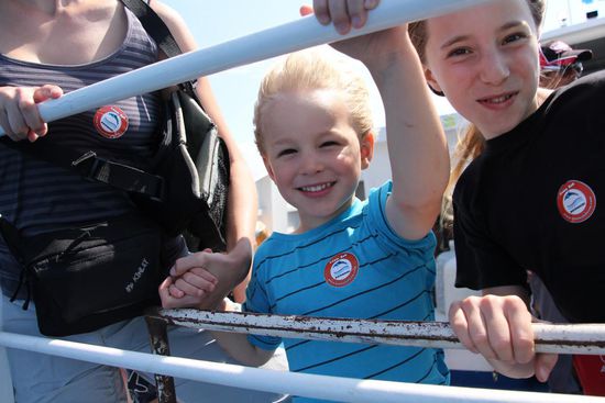 Mit dem Katamaran ging es zurück ans Festland.