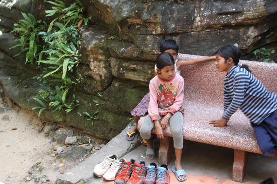 Unsere "Schuh-Aufpasserinnen"