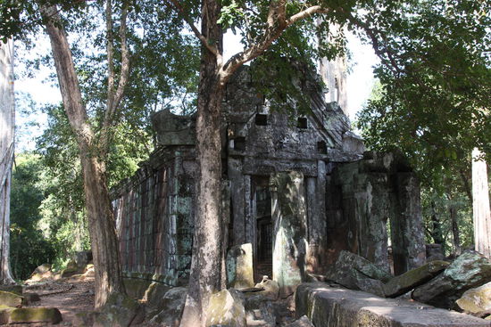 Prasat Krahom