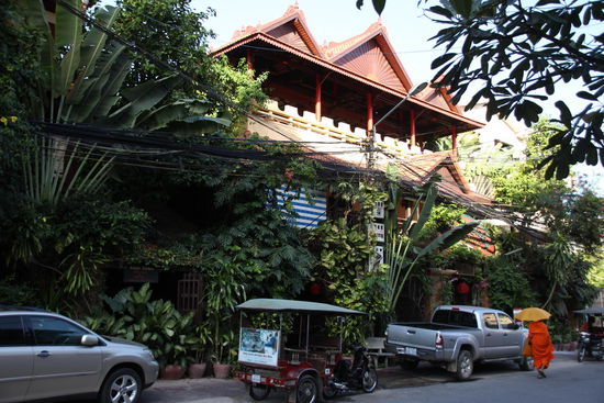 Hoteleingang Khmer Surin