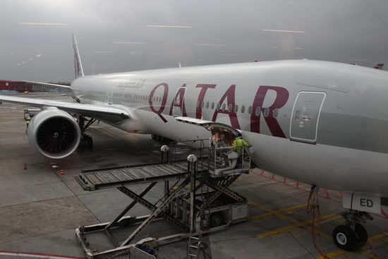 Unser Flieger nach Doha (Boeing 777)