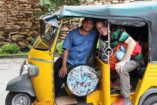 Unser Tuk-Tuk Fahrer, der uns ca. 2 Std. von Veyangonda  nach Kurnegala kutschierte.