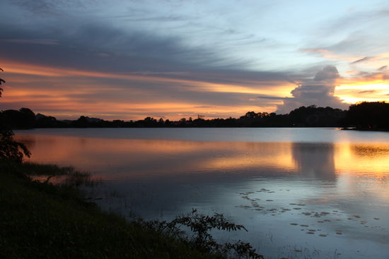 Abendstimmung am Kurunegala-Wewa-Lake