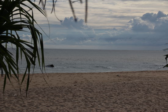 Blick vom Strandrestaurant aufs Meer