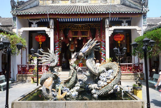 in einem der vielen Tempel