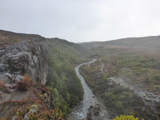 auf dem Weg zum Wasserfall